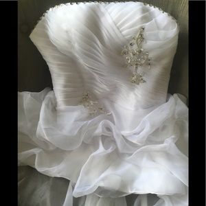 White party or wedding dress